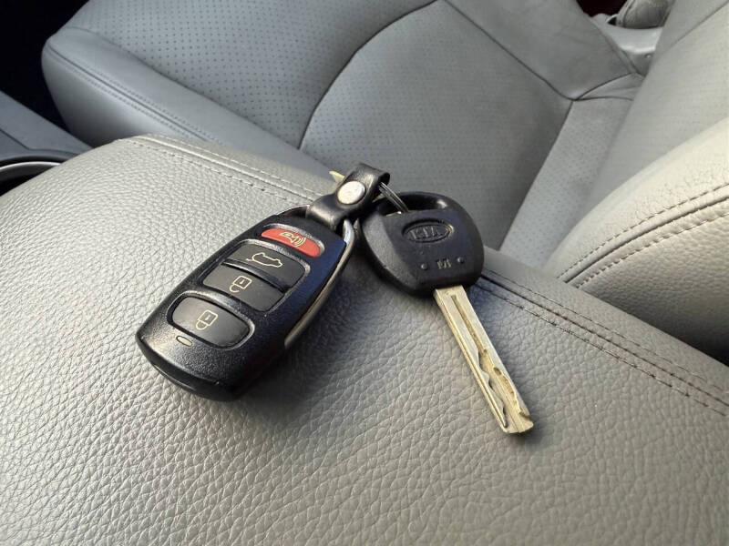 2009 Kia Borrego LX