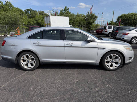 2010 Ford Taurus SEL