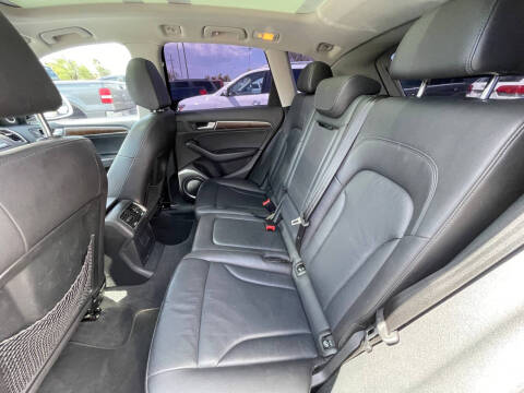 2016 Audi Q5 2.0T quattro Premium Plus