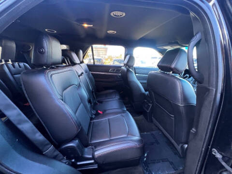 2016 Ford Explorer Sport