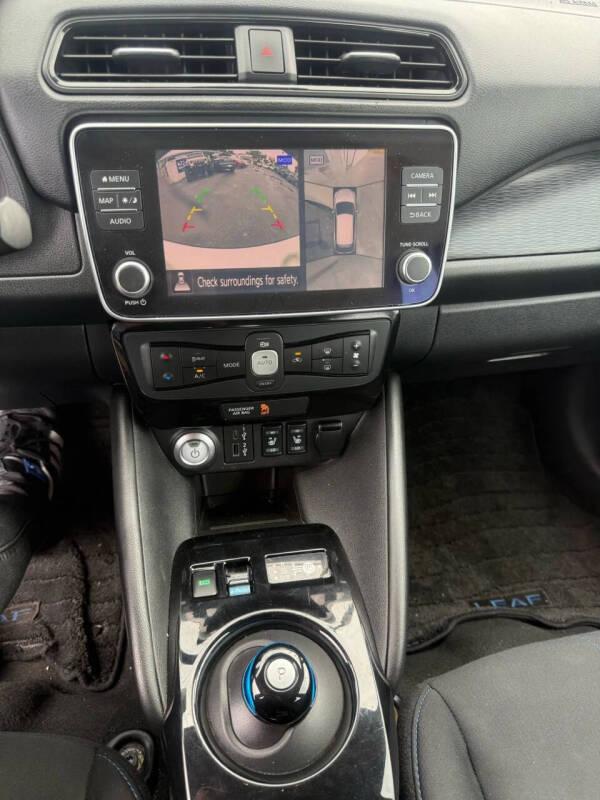 2022 Nissan LEAF SV PLUS