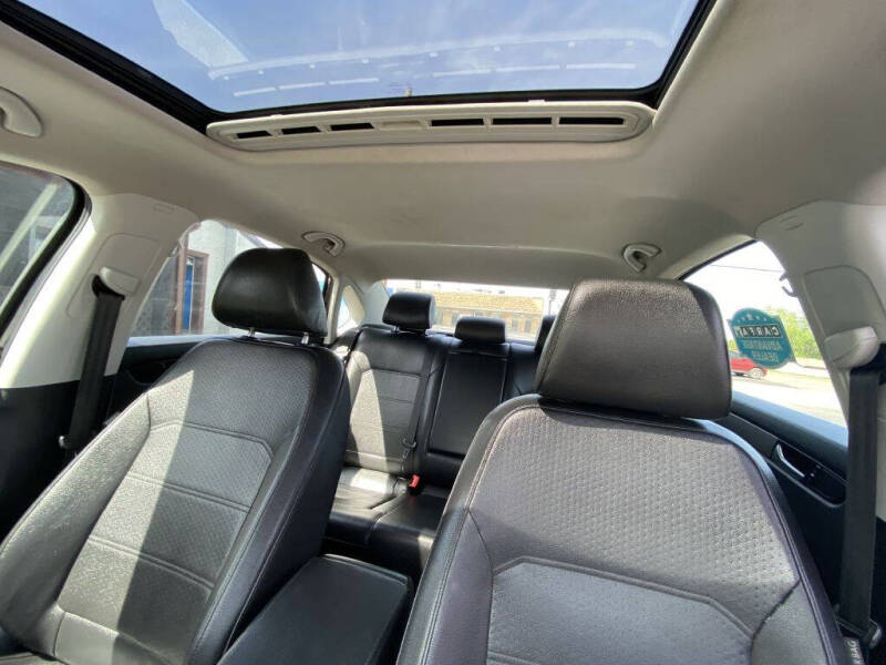 2014 Volkswagen Passat 1.8T SE PZEV