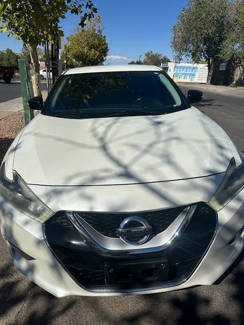 2017 Nissan Maxima SV photo 3