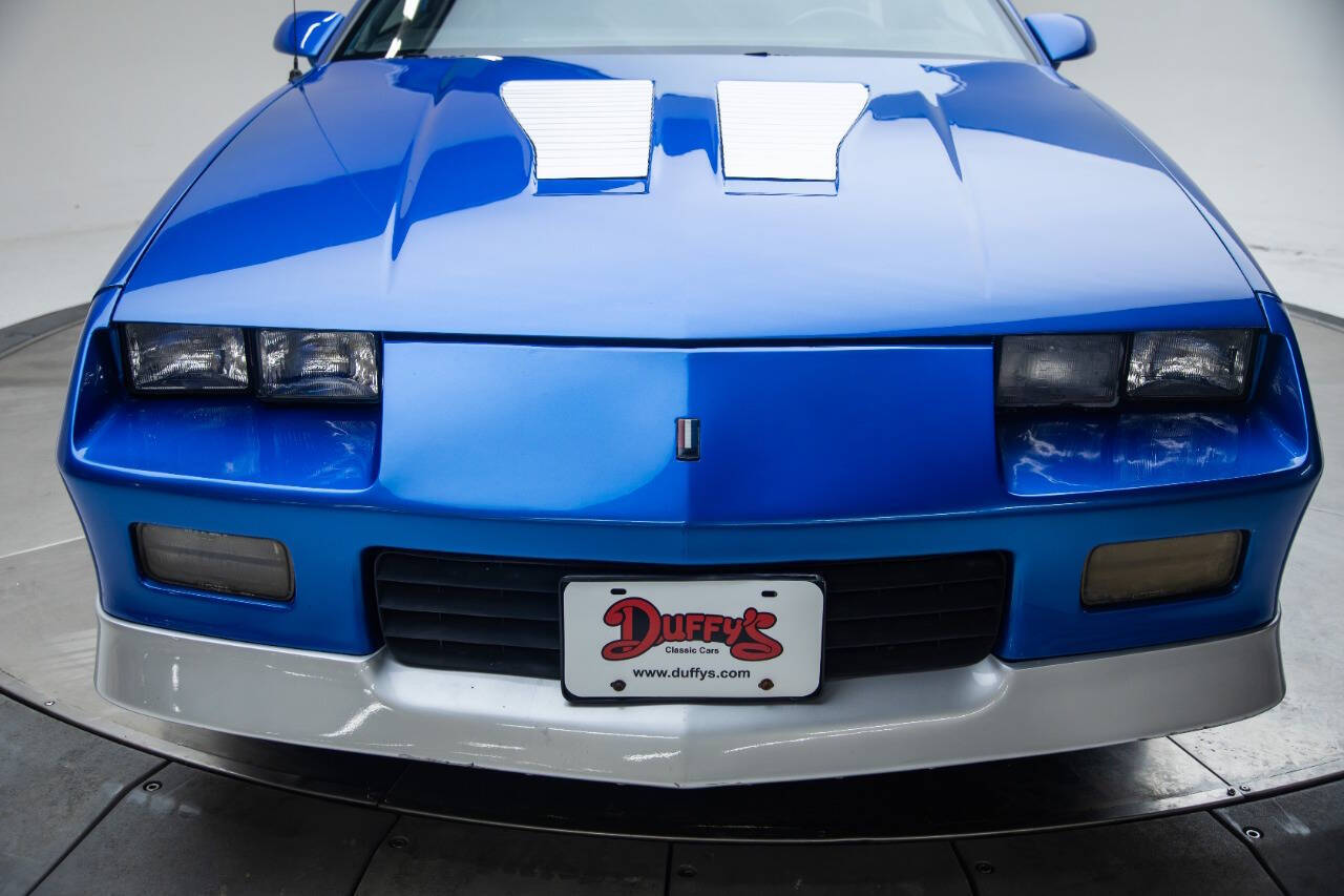 1989 Chevrolet Camaro 27