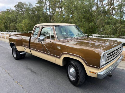 1974 Dodge D200 Pickup