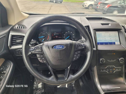 2020 Ford Edge SE