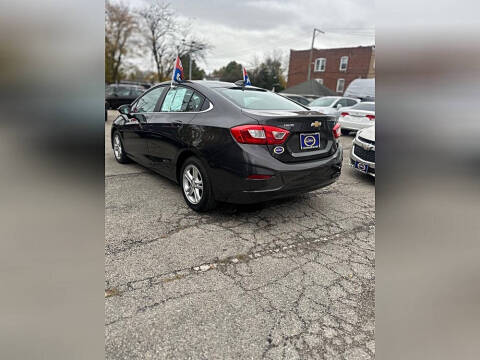 2017 Chevrolet Cruze LT Auto