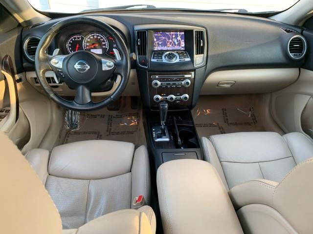 2012 Nissan Maxima