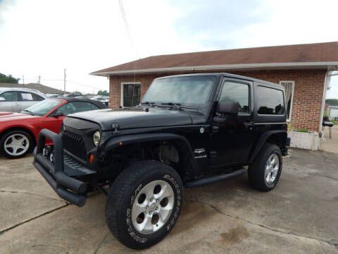 2011 Jeep Wrangler for sale at Ernie Cook and Son Motors in Shelbyville TN