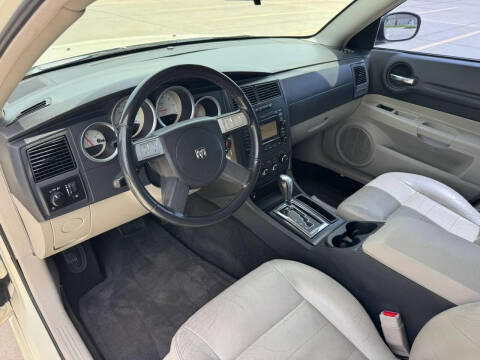 2005 Dodge Magnum RT