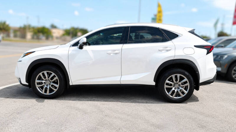 2015 Lexus NX 200t