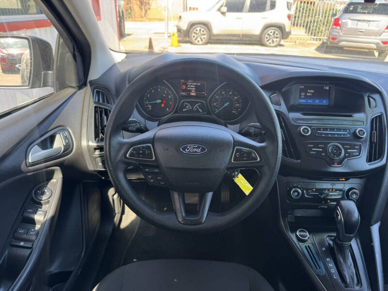 2017 Ford Focus SE