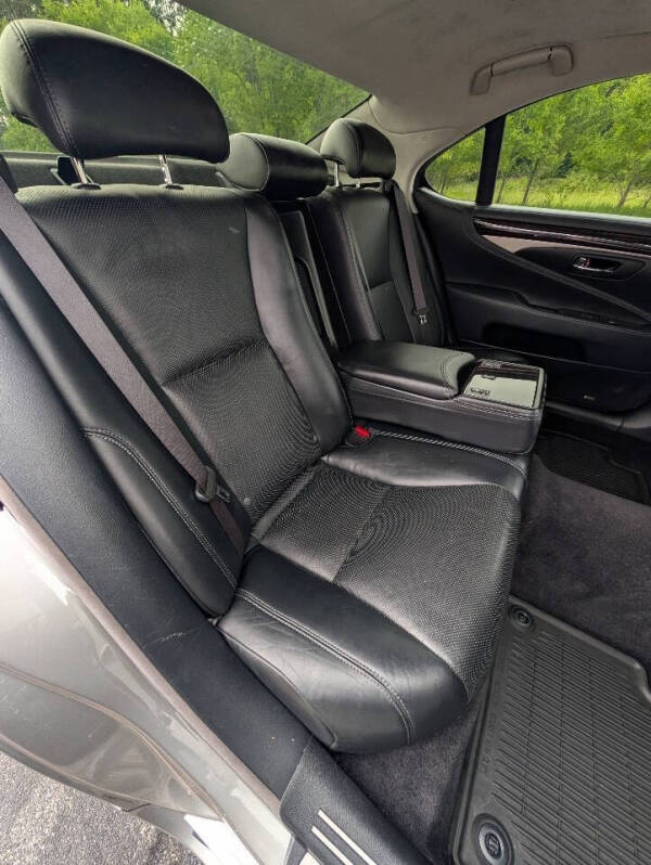 2017 Lexus LS 460 L