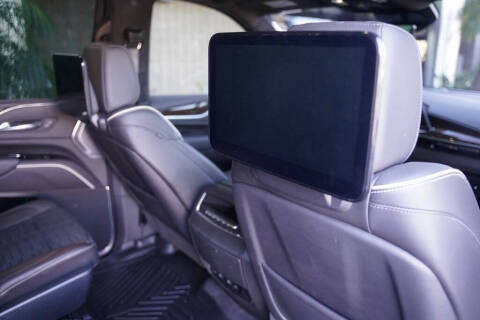 2022 Cadillac Escalade Sport Platinum