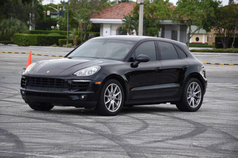 2016 Porsche Macan S