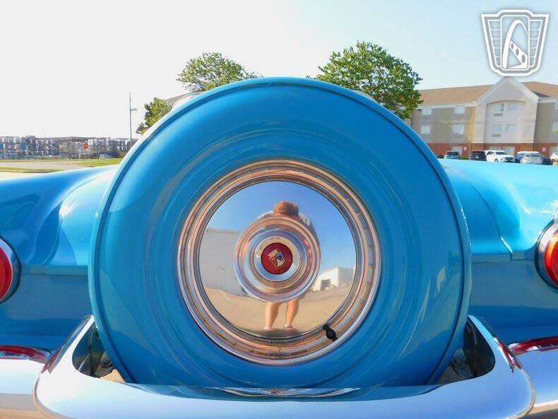 1956 Ford Thunderbird