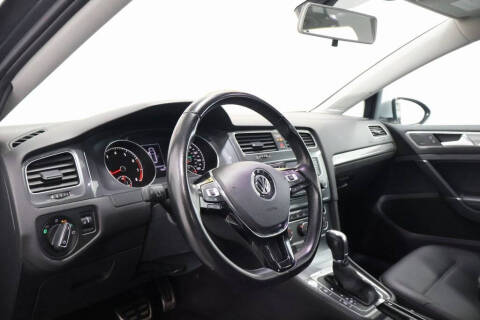 2017 Volkswagen Golf Alltrack