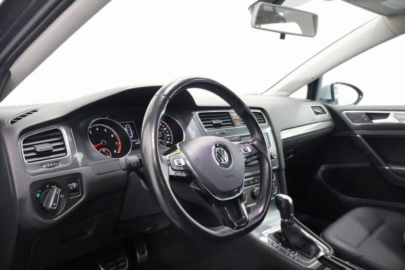 2017 Volkswagen Golf Alltrack