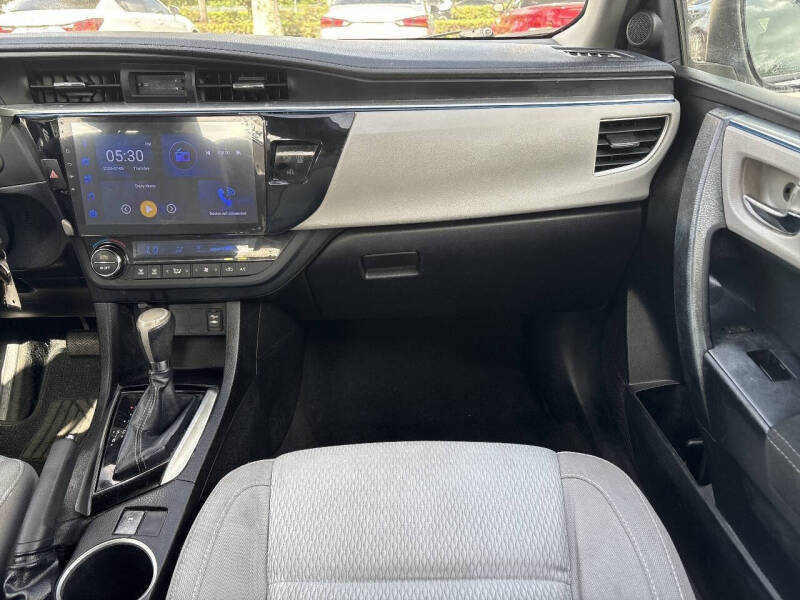 2016 Toyota Corolla LE