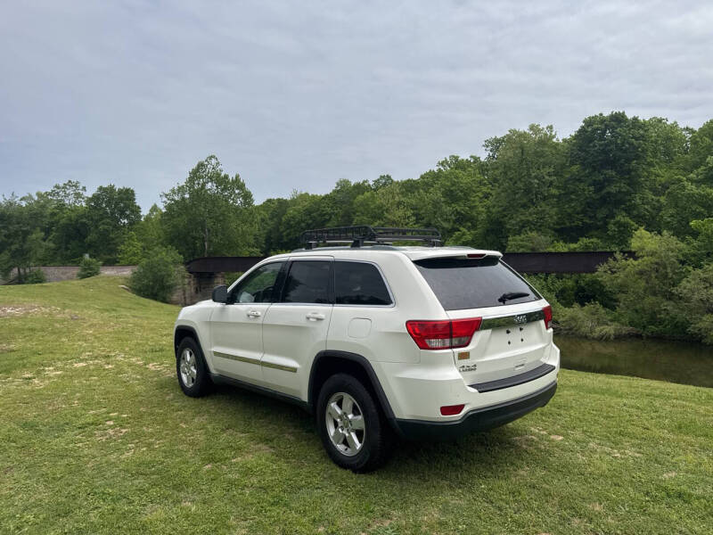 2011 Jeep Grand Cherokee Laredo