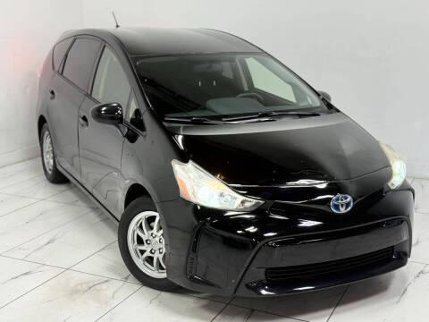 2015 Toyota Prius v Two