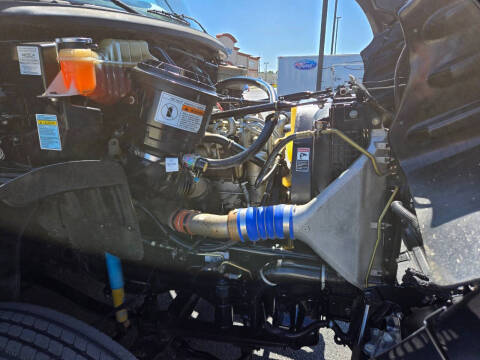 2007 Freightliner M2 106