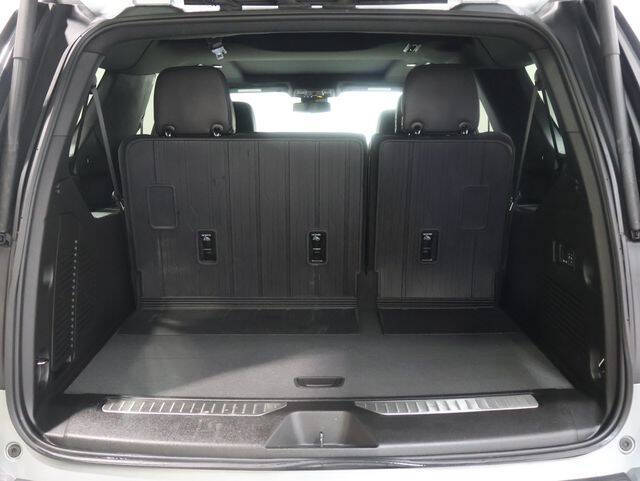 2023 GMC Yukon XL AT4