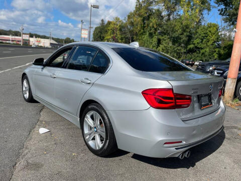2017 BMW 3 Series 330i xDrive