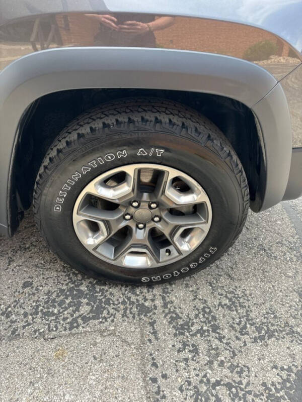 2019 Jeep Cherokee Trailhawk