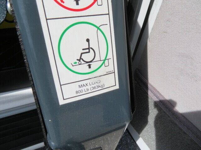 2010 Ford E-Series E-350 SD