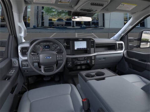 2025 Ford F-350 Super Duty XL