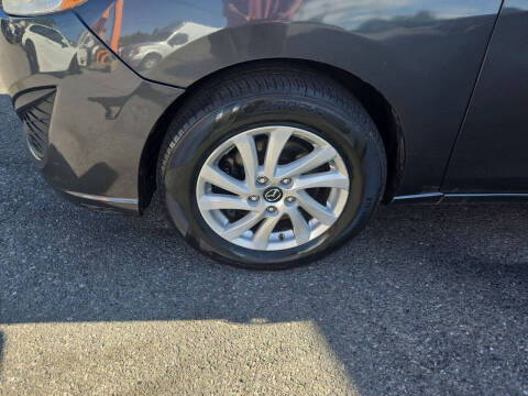 2014 Mazda MAZDA5 Sport