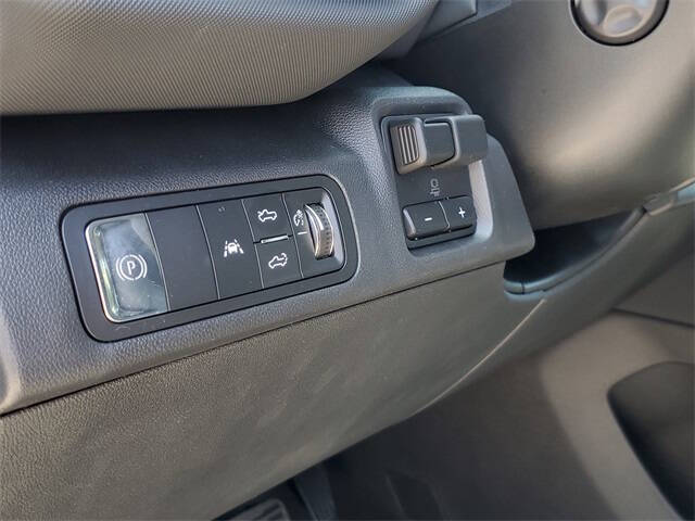 2025 Chevrolet Silverado EV LT