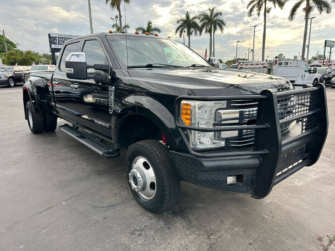 2017 FORD F-350 Pickup - $34,900