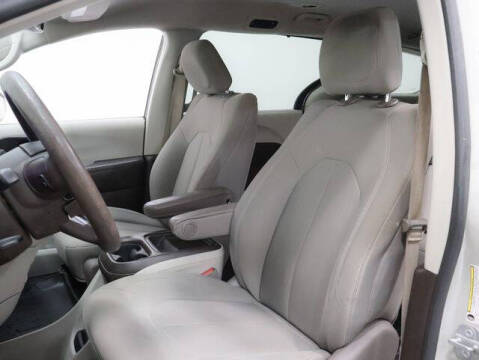 2021 Chrysler Pacifica Touring