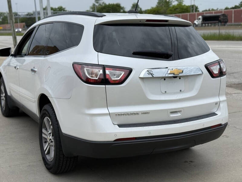 2017 Chevrolet Traverse LT