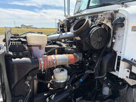 2014 Peterbilt 337