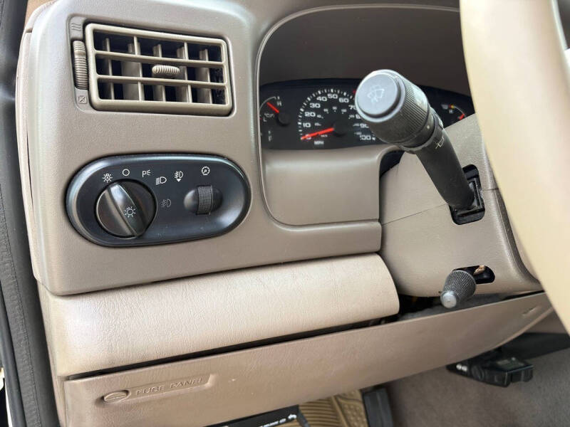 2004 Ford Excursion Eddie Bauer