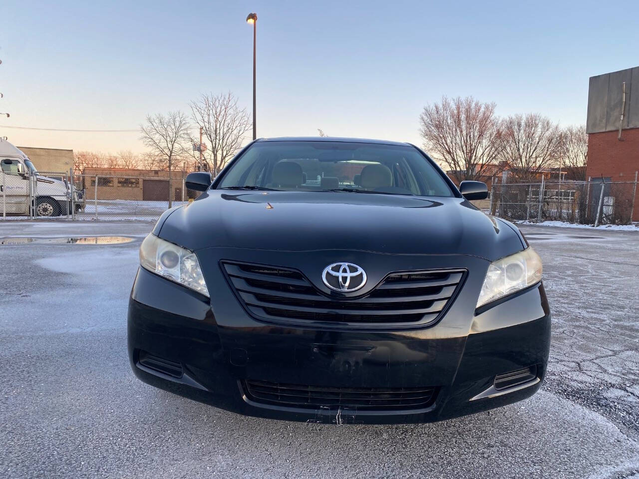 2007 Toyota Camry for sale at Ideal Cars LLC in Skokie, IL