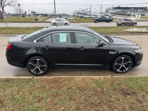 2015 Ford Taurus SEL