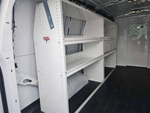 2025 Chevrolet Express 2500