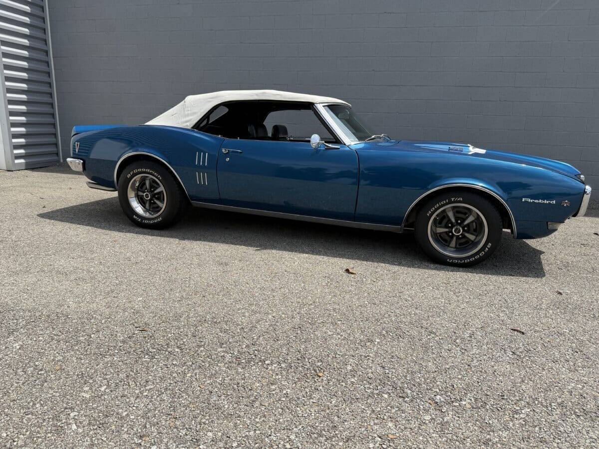 1968 Pontiac Firebird 96