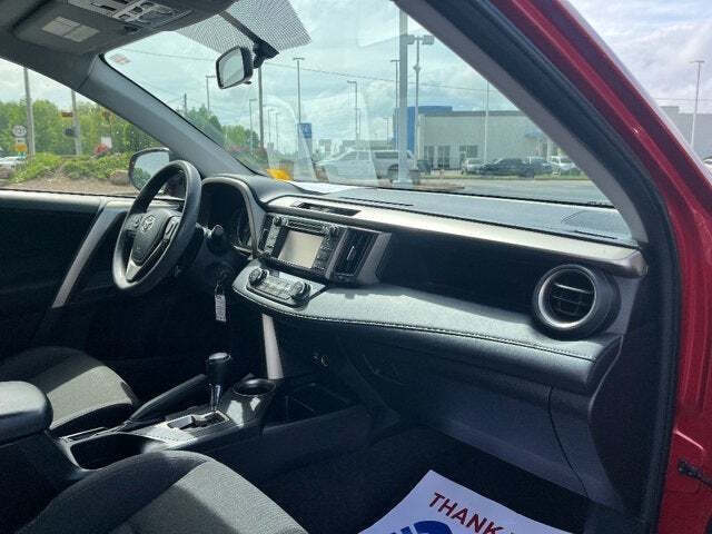 2013 Toyota RAV4 22