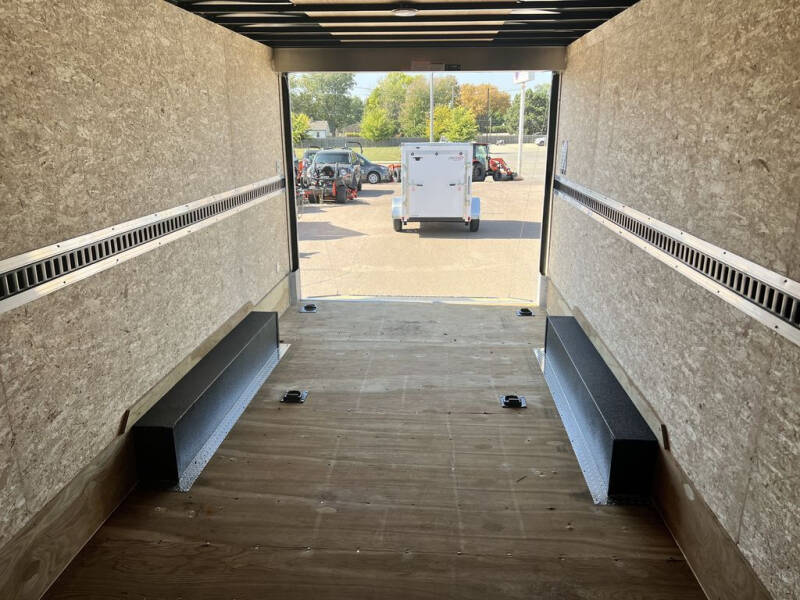 2024 Bravo Trailers BRUTE Enclosed 85X20