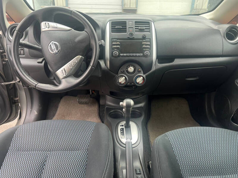 2014 Nissan Versa Note SV