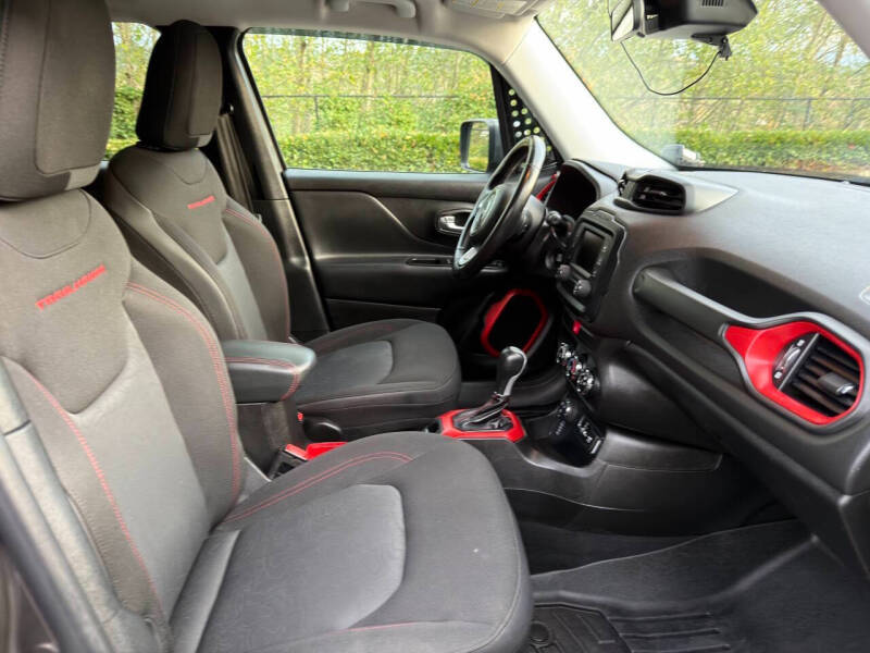 2017 Jeep Renegade Trailhawk