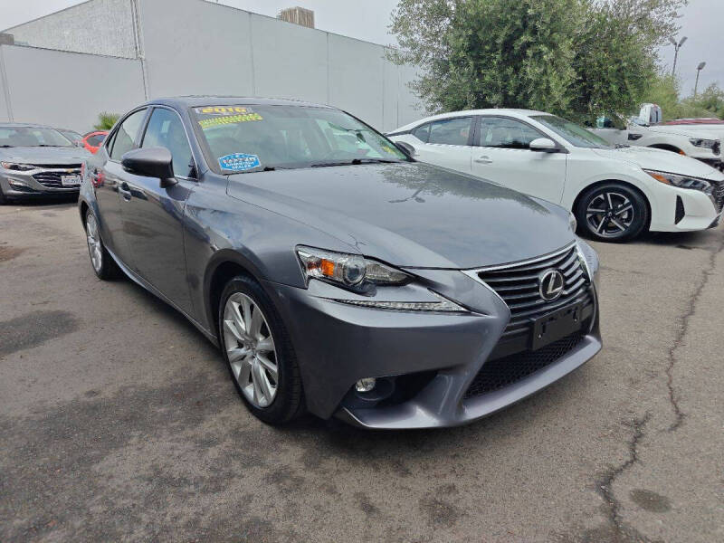 2016 Lexus IS 200t