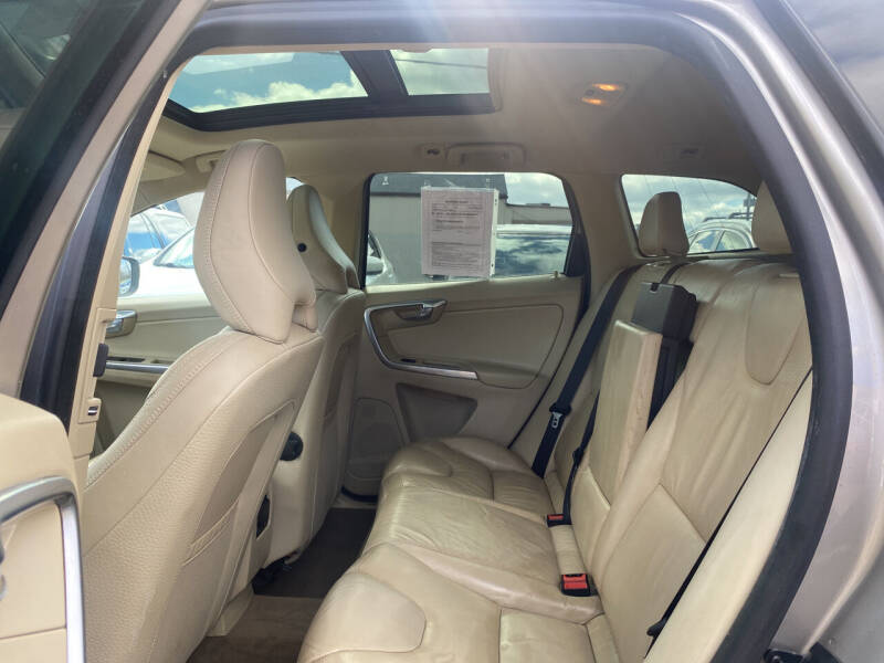 2013 Volvo XC60 3.2 Platinum