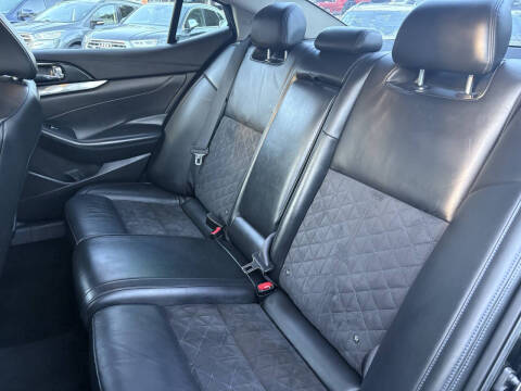 2017 Nissan Maxima 3.5 SR