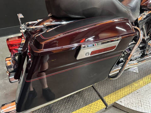 2005 Harley-Davidson® FLHTCUI - Electra Glide®